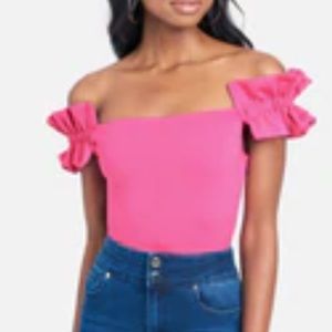 Bebe pink off/shoulder top. NWT. Size large.